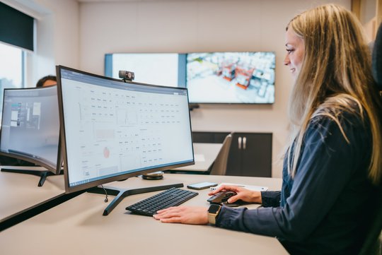 Fourphase 144 05 Operations Room