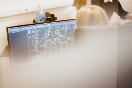 Fourphase 166 05 Operations Room